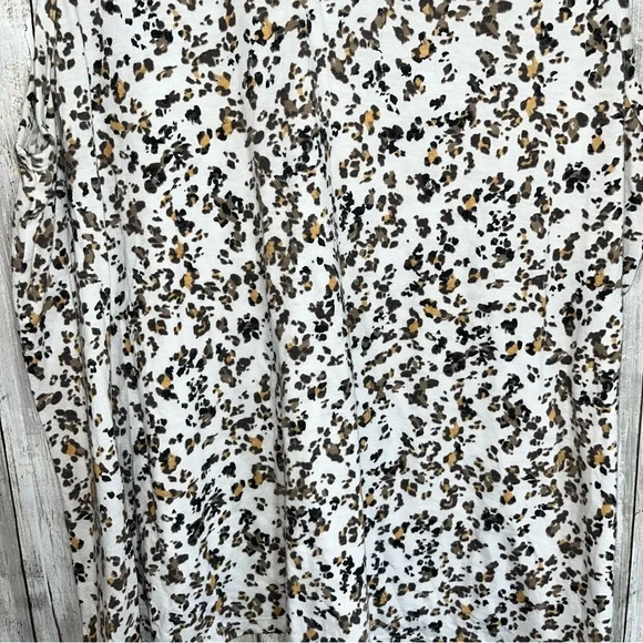 Lane Bryant White Leopard Cross Front Tank - Picture 4 of 5